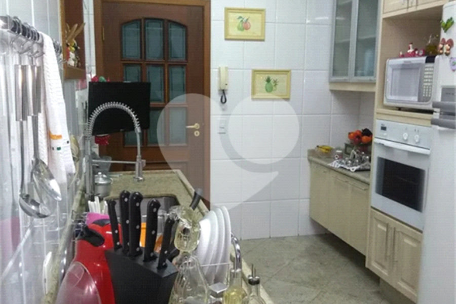 Casa à venda com 3 quartos, sendo 1 suíte, em Roseira, Mairiporã, SP