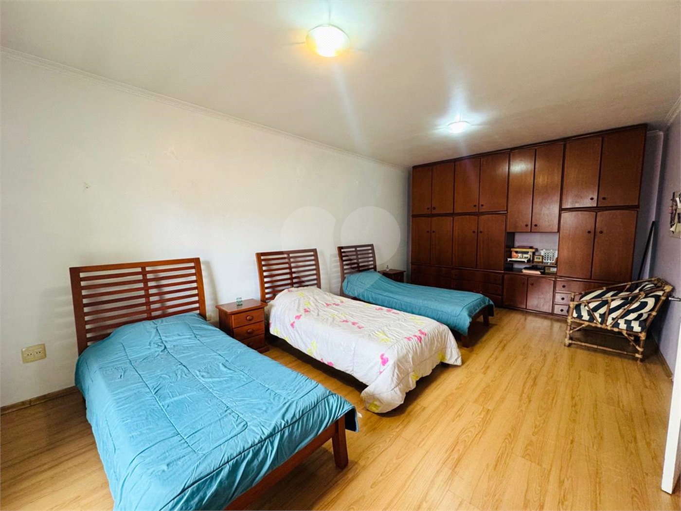 Casa à venda com 4 quartos, sendo 1 suíte,  em Vila Galvão, Guarulhos, SP