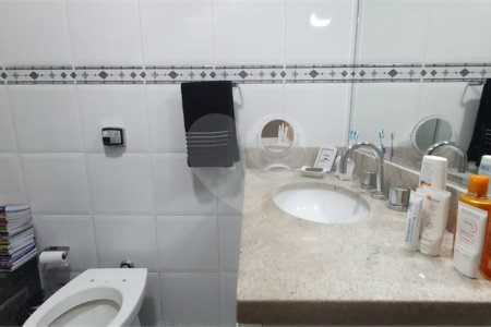 Apartamento à venda com 3 suítes em Vila Paulicéia, São Paulo, SP