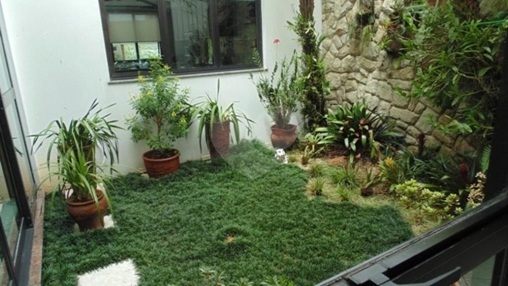 Sobrado à venda com 4 quartos, sendo 3 suítes,  em Jardim Franca, São Paulo, SP