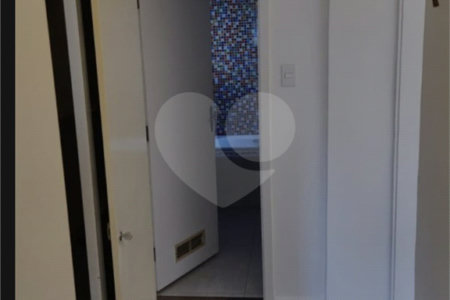 Apartamento à venda com 3 quartos, sendo 1 suíte, em Vila Mariana, São Paulo, SP