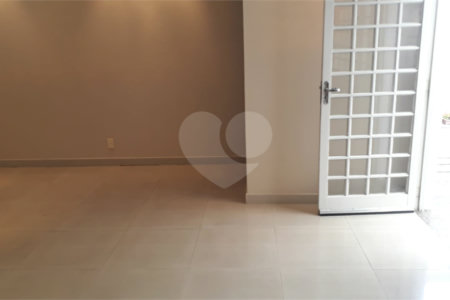 Casa em condomínio à venda com 3 quartos, sendo 1 suíte,  em Vila Natal, Mogi das Cruzes, SP