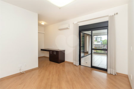 Apartamento à venda com 2 suítes em Campo Belo, São Paulo, SP
