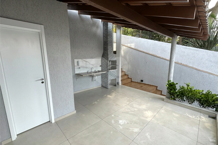 Casa Térrea à venda com 3 suítes em Bela Vista, São Paulo, SP