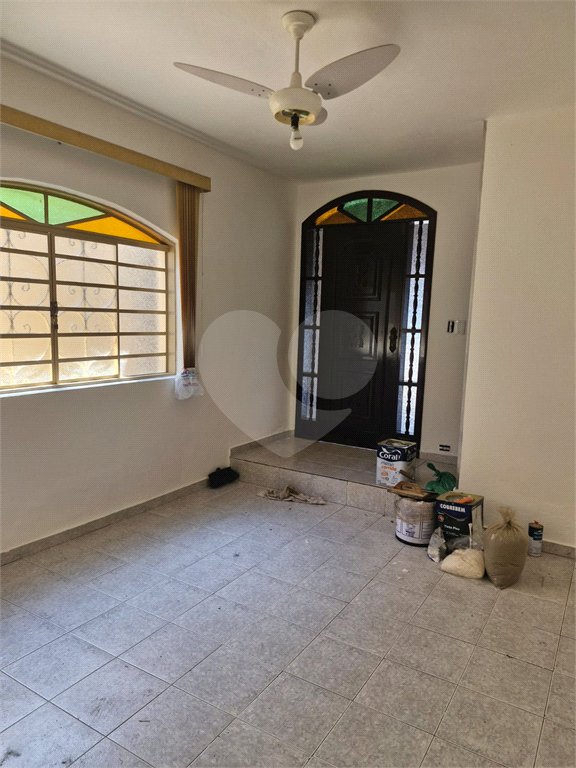 Sobrado à venda com 3 quartos em Alto da Boa Vista, Mogi das Cruzes, SP