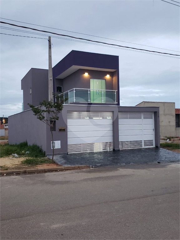 Sobrado à venda com 3 quartos, sendo 1 suíte,  em Residencial Jardim Nathália, Sorocaba, SP