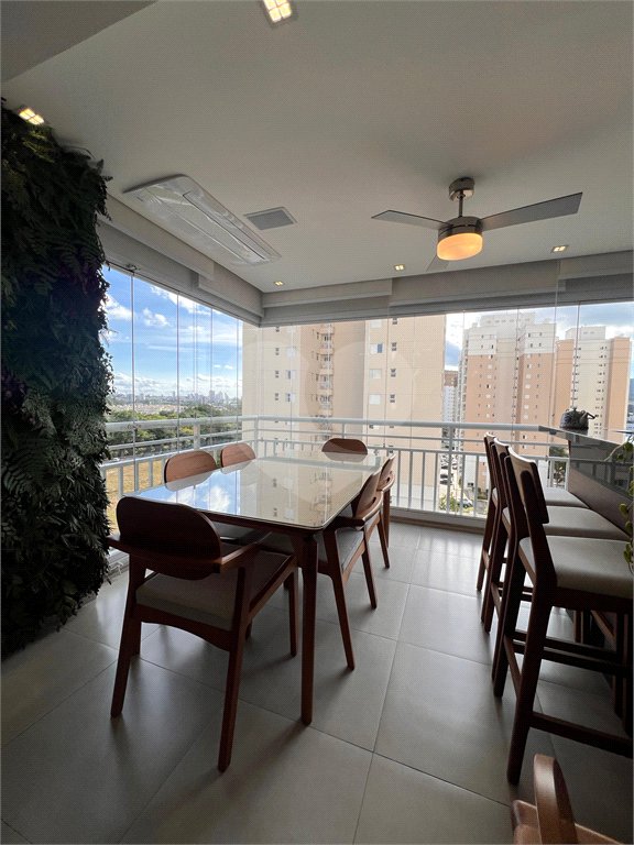 Apartamento à venda com 3 quartos, sendo 1 suíte,  em Vila Suissa, Mogi das Cruzes, SP