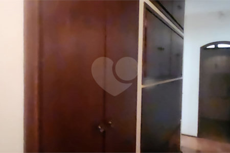 Casa à venda com 3 quartos, sendo 1 suíte, no Centro, Araraquara, SP