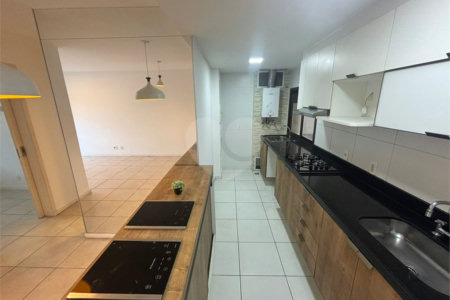 Apartamento à venda com 2 quartos, sendo 1 suíte, em Vila Isabel, Rio de Janeiro, RJ