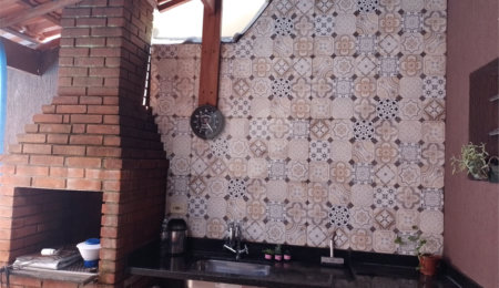 Casa à venda com 3 quartos, sendo 1 suíte,  em Jardim Coqueiro, Itaquaquecetuba, SP