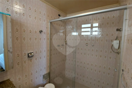 Casa à venda com 4 quartos, sendo 3 suítes, em Jardim Luzitânia, São Paulo, SP