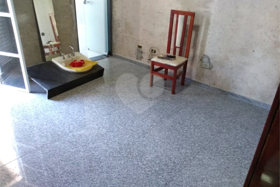 Casa à venda com 3 quartos, sendo 1 suíte, em Vila Nova Cachoeirinha, São Paulo, SP