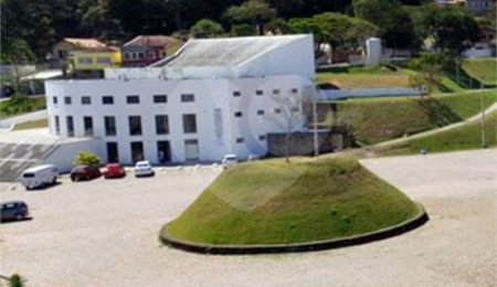 Casa Térrea à venda com 5 quartos em Atibaia Jardim, Atibaia, SP