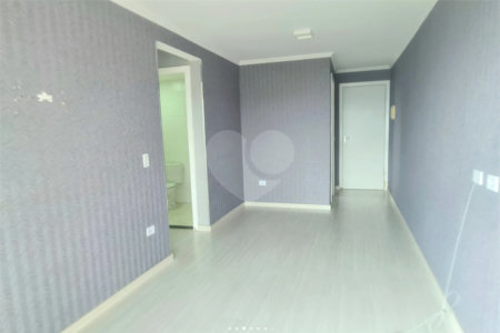 Apartamento para alugar com 2 quartos, sendo 1 suíte,  em Parque Continental II, Guarulhos, SP