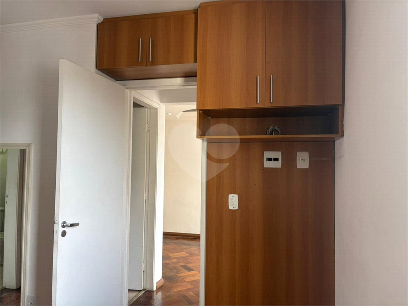 Apartamento à venda com 2 quartos, sendo 1 suíte,  em Vila Galvão, Guarulhos, SP
