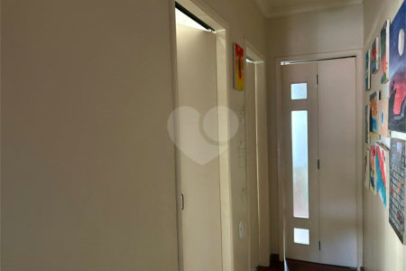Casa à venda com 3 quartos, sendo 1 suíte, no condomínio Villagio Vicino, São Paulo - SP