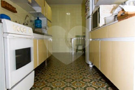 Apartamento à venda com 3 quartos, sendo 1 suíte, em Alto da Boa Vista, São Paulo, SP