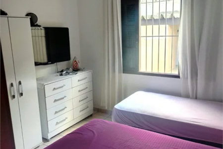 Sobrado à venda com 2 quartos em Jardim Santa Rosa, Taboão da Serra, SP