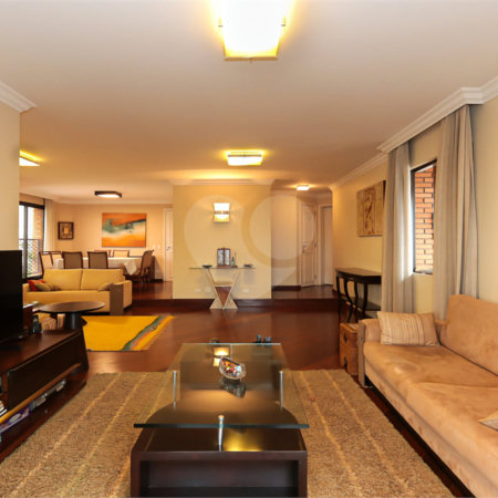 Apartamento à venda com 3 quartos, sendo 2 suítes, em Campo Belo, São Paulo, SP