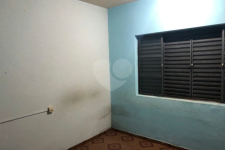 Casa à venda com 3 quartos, sendo 1 suíte,  em Vila Romão, Salto, SP