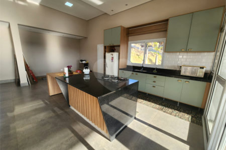 Casa de Vila à venda com 3 suítes em Inhayba, Sorocaba, SP