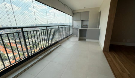 Apartamento à venda com 4 quartos, sendo 3 suítes,  em Santo Amaro, São Paulo, SP