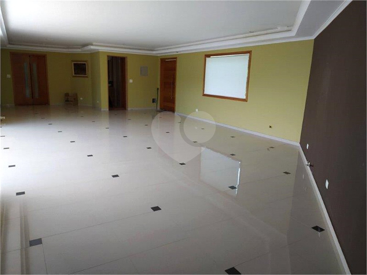Casa à venda com 4 suítes no condomínio Parque Imperial, Mairiporã - SP