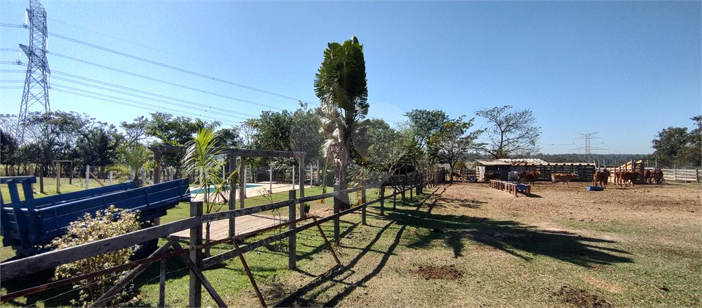 Sítio à venda com 2 suítes em Buru, Salto, SP