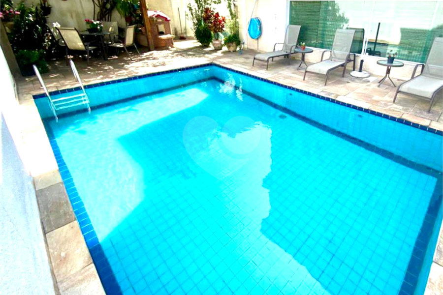 Casa à venda com 4 suítes no condomínio Maison Montparnasse, São Paulo - SP