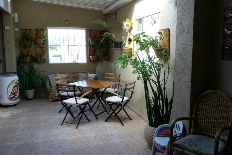Duplex à venda com 2 suítes em Vila Romero, São Paulo, SP