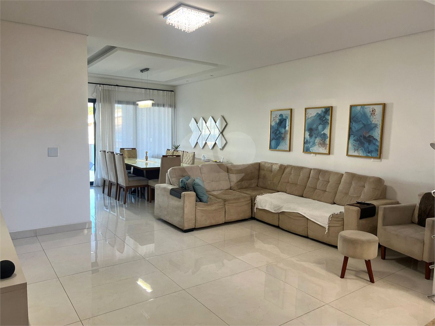 Casa à venda com 4 quartos, sendo 3 suítes, no condomínio Ibiti Reserva, Sorocaba - SP