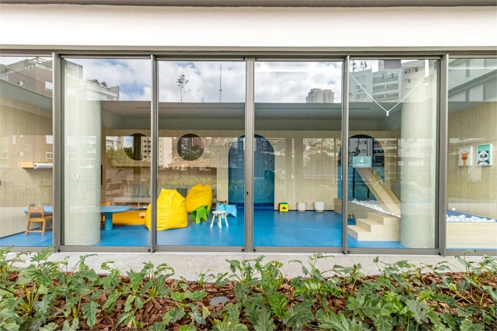 Apartamento à venda com 4 suítes em Alto de Pinheiros, São Paulo, SP