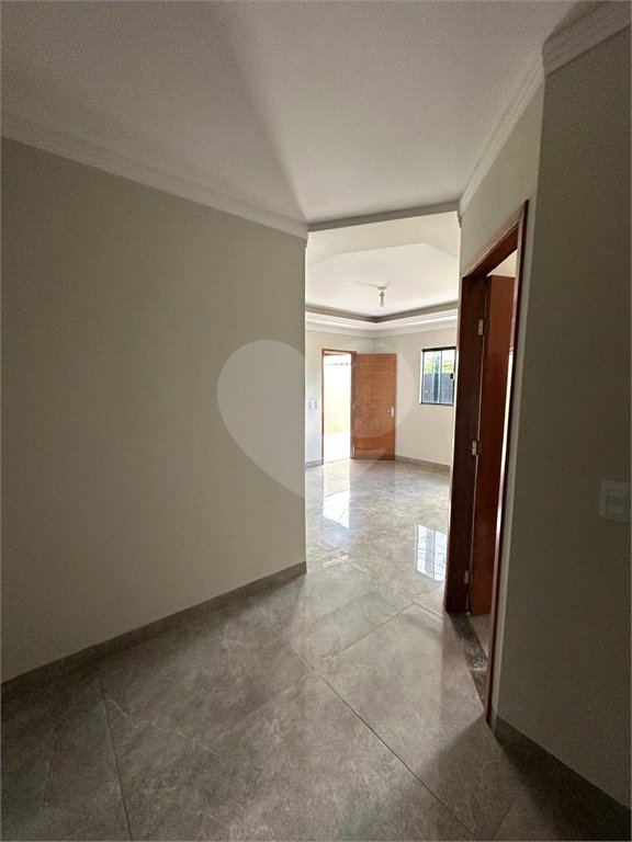 Casa à venda com 4 quartos, sendo 2 suítes, em Residencial Ponta Porã I, Ponta Porã, MS