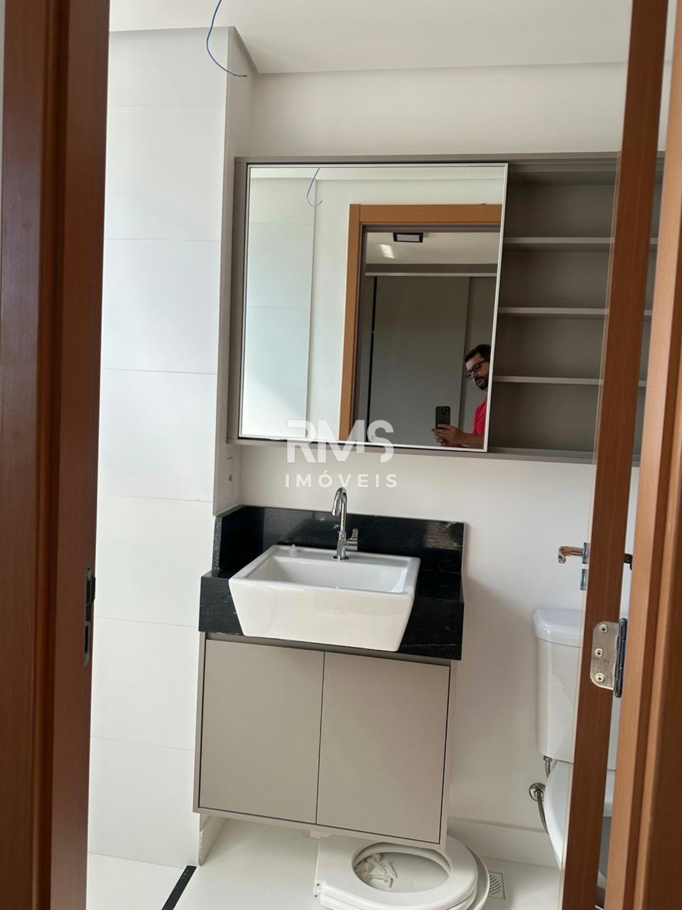 Apartamento à venda ou para alugar com 2 quartos, sendo 1 suíte,  em Itu Novo Centro, Itu, SP