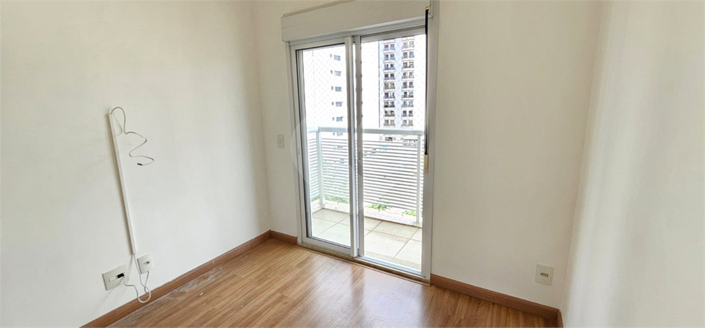 Apartamento à venda com 3 quartos, sendo 1 suíte, em Água Branca, São Paulo, SP