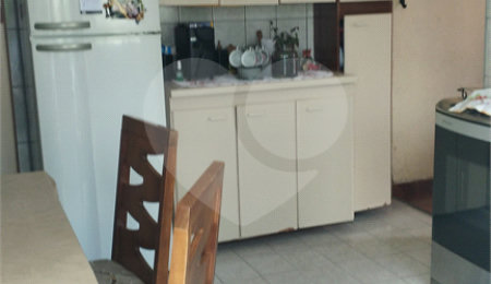 Casa à venda com 3 quartos, sendo 1 suíte,  em Jardim Aeroporto Iii, Mogi das Cruzes, SP