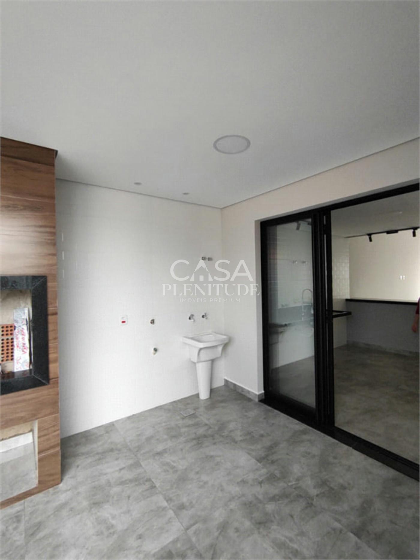 Casa em condomínio à venda com 3 quartos, sendo 1 suíte,  em Horto Florestal, Sorocaba, SP