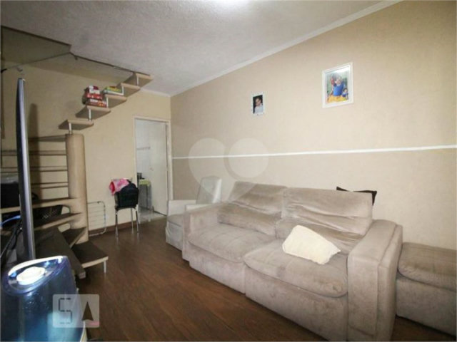 Sobrado à venda com 3 quartos, sendo 1 suíte,  em Jaçanã, São Paulo, SP