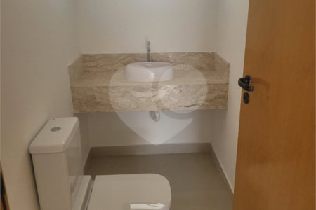Casa à venda com 3 suítes no condomínio Floradas Paratey, São José dos Campos - SP