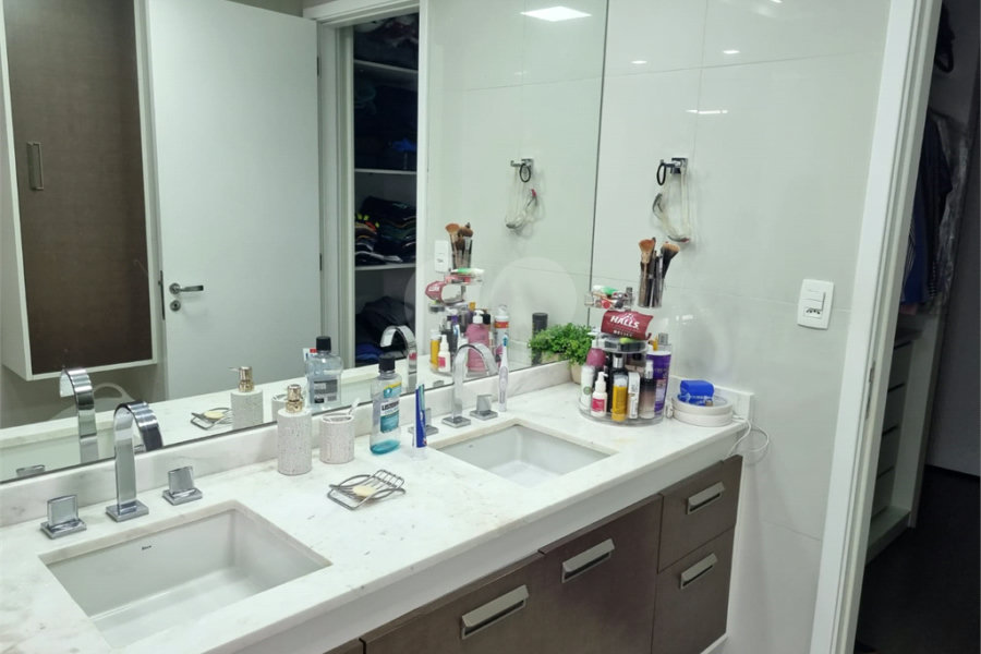 Apartamento à venda com 3 suítes em Morumbi, São Paulo, SP