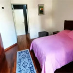 Casa à venda com 3 suítes no condomínio Recanto dos Paturis, Vinhedo - SP