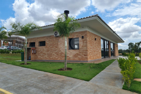 Casa à venda com 3 quartos, sendo 1 suíte, no condomínio Vilagio Wanel, Sorocaba - SP