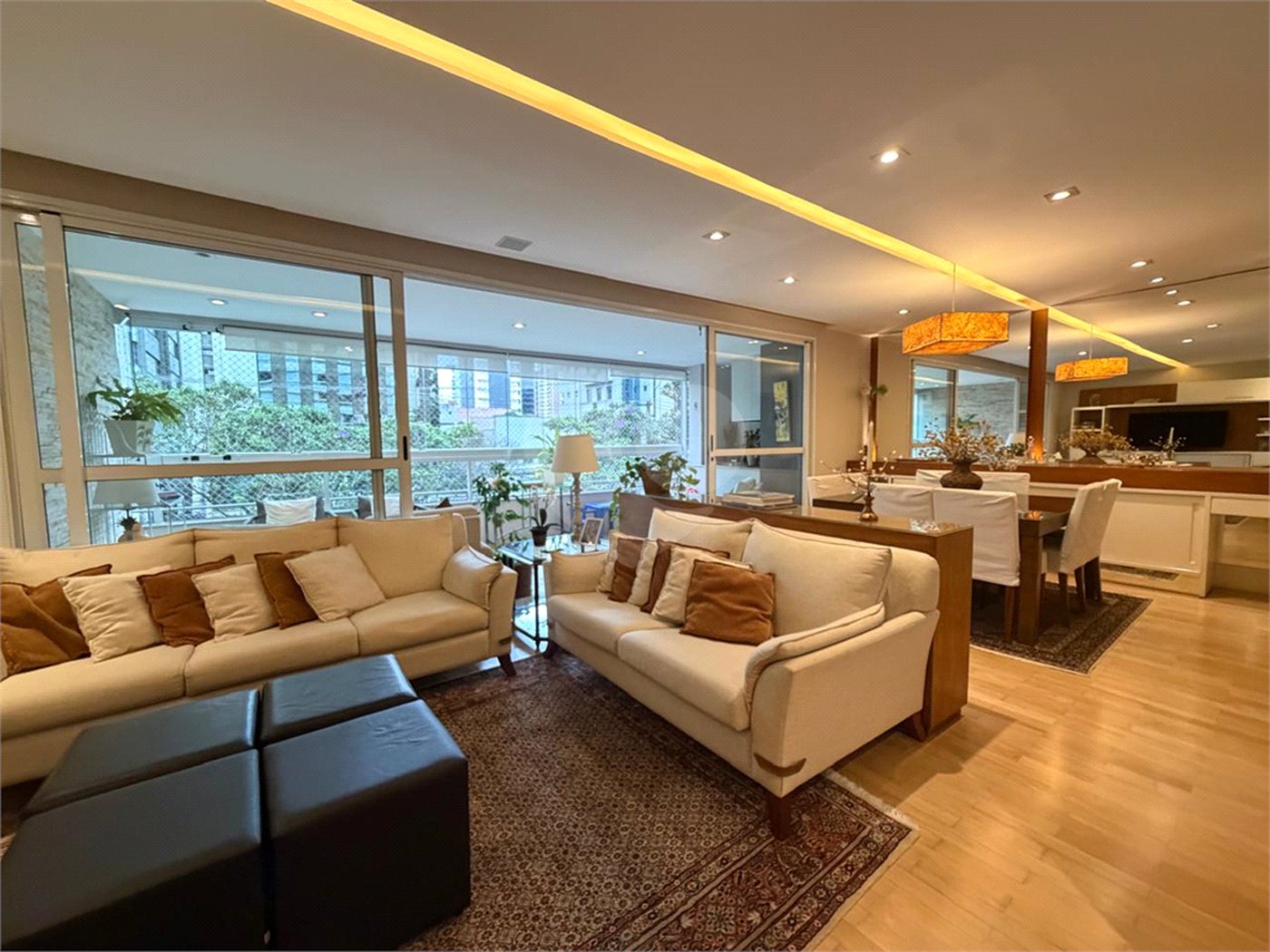 Apartamento à venda com 3 suítes em Itaim Bibi, São Paulo, SP