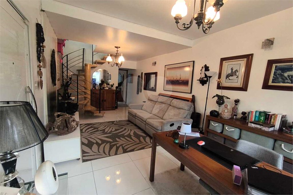 Sobrado à venda com 4 quartos, sendo 1 suíte,  em Vila Cruzeiro, São Paulo, SP