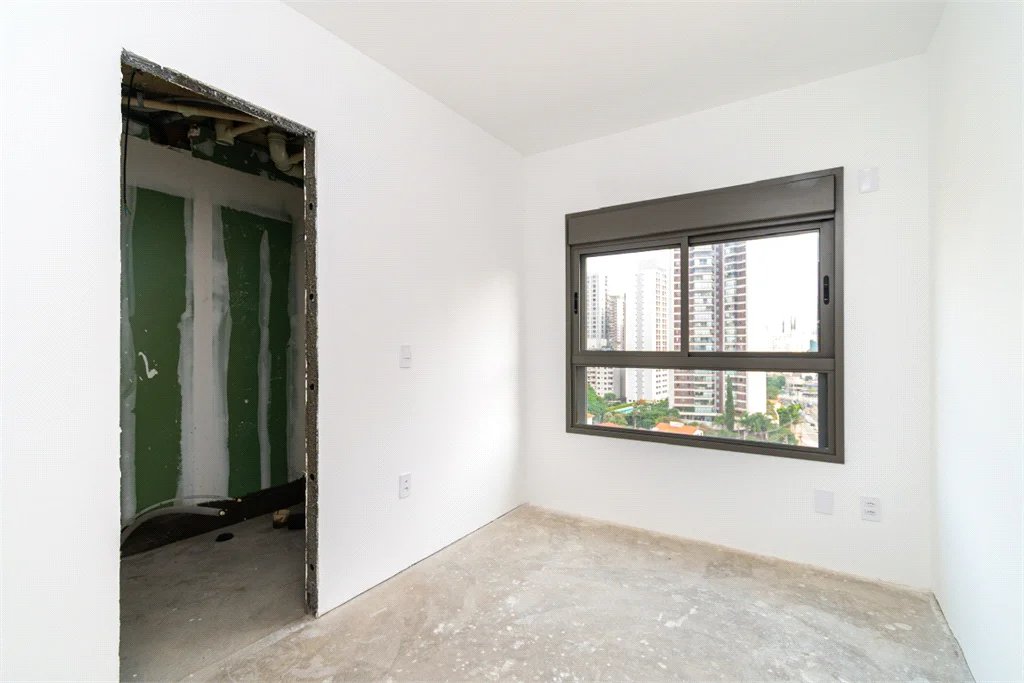 Apartamento à venda com 3 suítes em Jardim das Acácias, São Paulo, SP