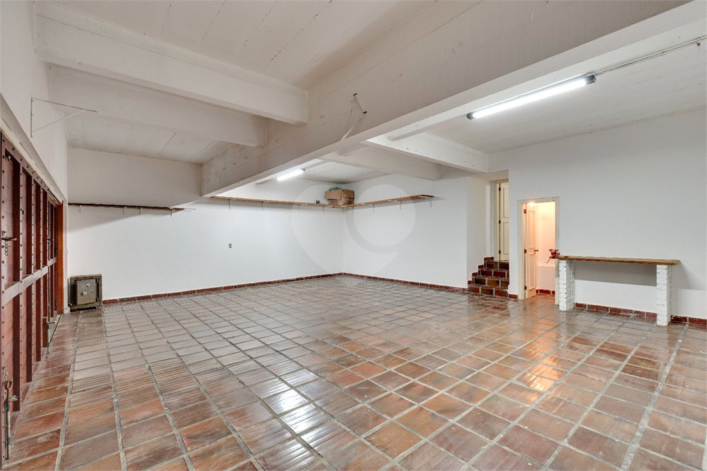 Casa de Vila à venda ou para alugar com 3 suítes em Alto da Boa Vista, São Paulo, SP