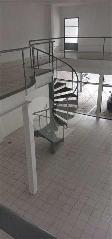Salão à venda ou para alugar com 4 quartos em Santana, São Paulo, SP