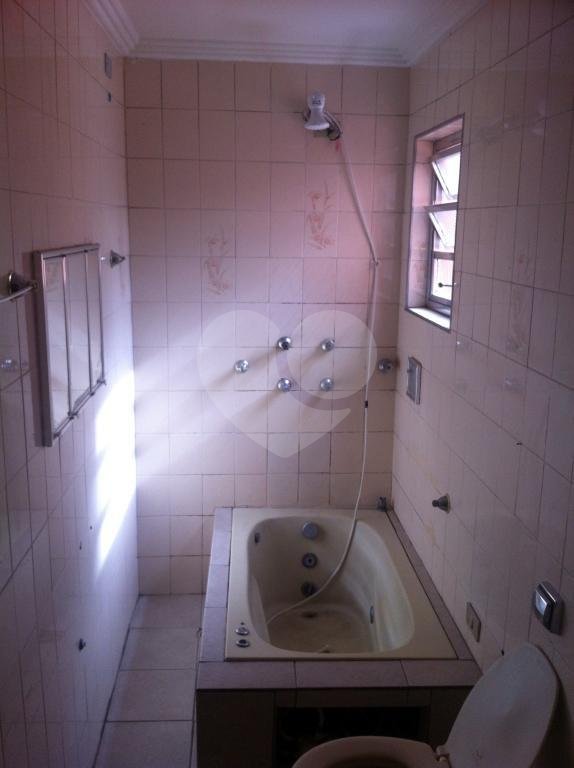 Sobrado à venda com 3 quartos, sendo 1 suíte, em Chora Menino, São Paulo, SP