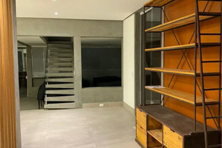 Sobrado à venda com 4 suítes em Vila Inah, São Paulo, SP