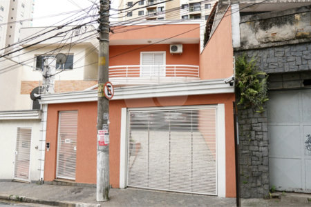 Sobrado à venda com 5 quartos, sendo 3 suítes,  em Santa Teresinha, São Paulo, SP